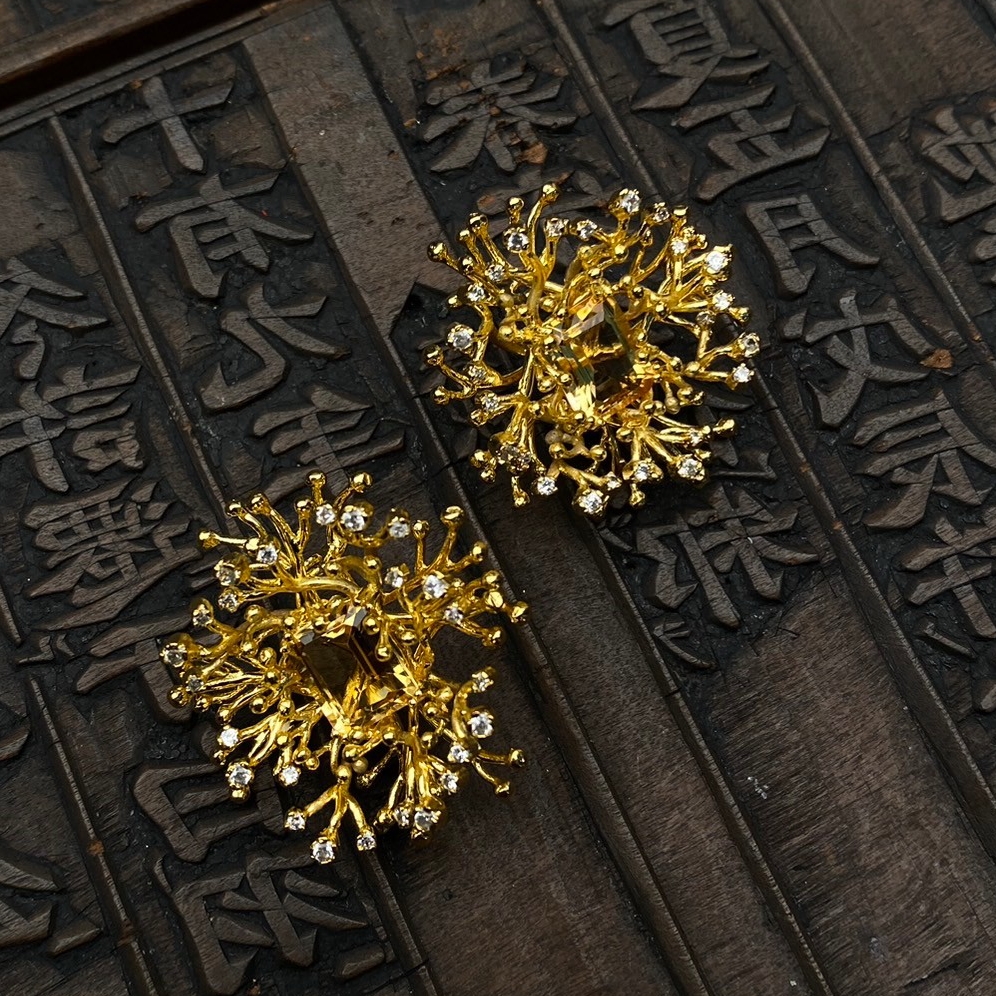 "Light of Lotus" No.018